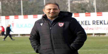 Fuat Çapa: “10 numara, sağ kanat ve sol kanat ihtiyacımız var”