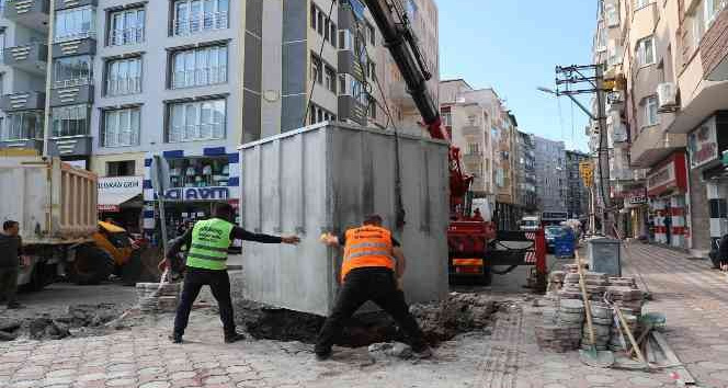 Bafra'da yer altı çöp konteyneri dönemi başlıyor