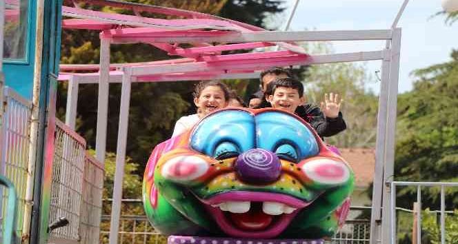 Lunapark yeniden şenlendi