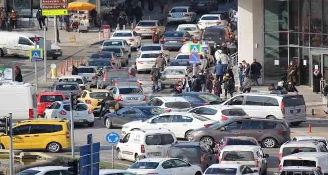 Samsun'da trafiğe kayıtlı araç sayısı 403 bin 722 oldu