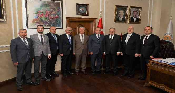 Başkan Demir'den Çarşamba'ya yatırım daveti