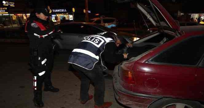 2 bin 616 sürücüye ceza, 143 araca trafikten men