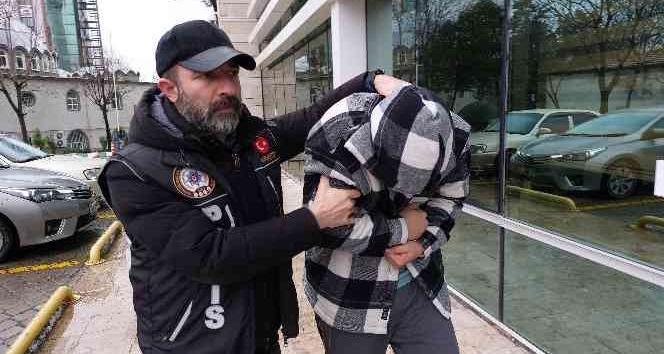 Eski uzman çavuşlar 139 bin 842 adet uyuşturucu hapla yakalandı