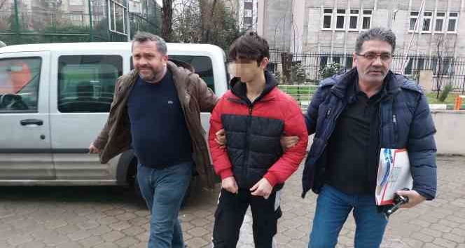 Annesini darp eden ağabeyini öldüren lise öğrencisi adliyeye sevk edildi