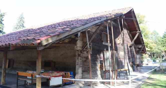 Çökme tehlikesi bulunan 850 yıllık ahşap cami restore edilecek
