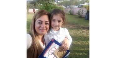 Dilek öğretmen ve kızı depremde hayatını kaybetti