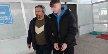 İstanbul'dan dolandırılan 17 bin lira parayı Samsun'da bankadan çekerken yakalandı