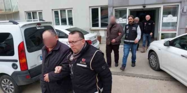 Silah operasyonunda Ordu'da gözaltına alınan 3 kişi Samsun'a getirildi