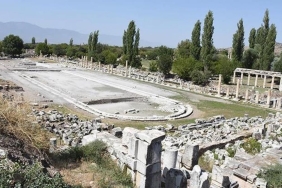 elon-musktan-sosyal-medyada-aydindaki-afrodisias-antik-kenti-begenisi-5zIfMZH4.jpg