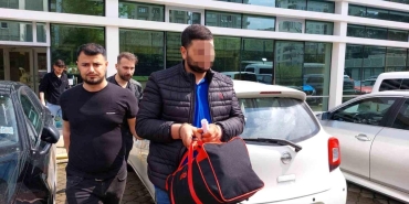 samsunda-bir-kisiyi-silahla-yaralayan-genc-tutuklandi-RUcKFmkR.jpg