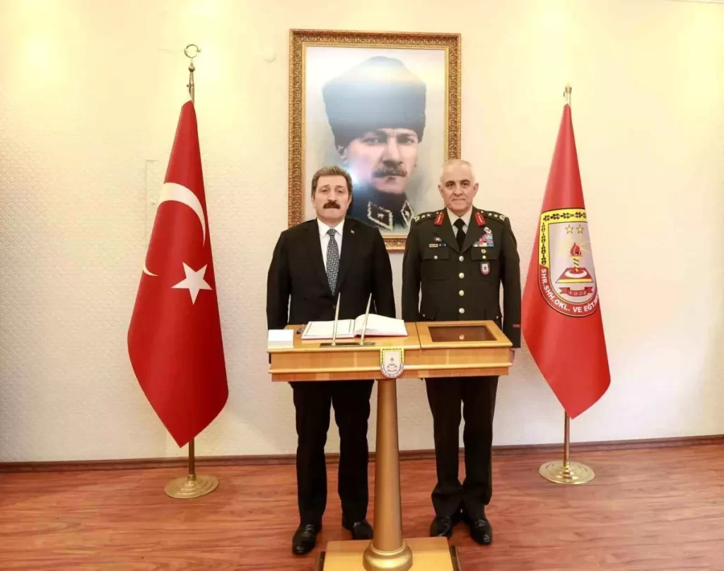 15 Temmuz gazisi Tümgeneral Ala'ya anlamlı ziyaret
