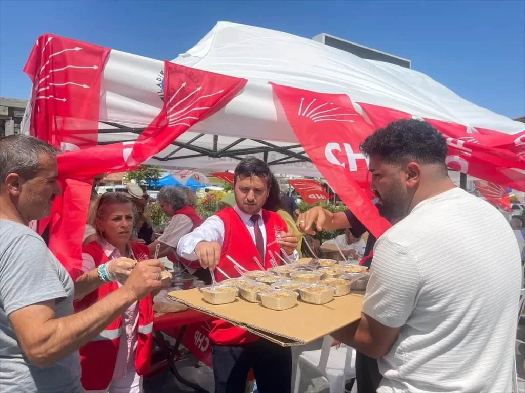 CHP'den Muharrem Ayı Dolayısıyla Aşure İkramı
