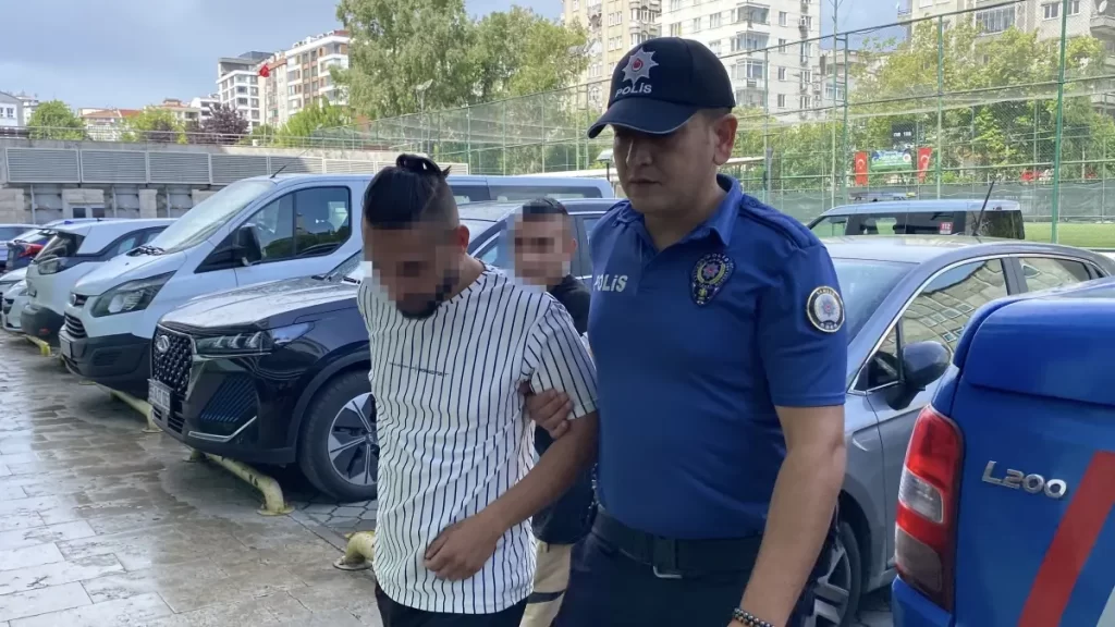 Kahvehanede Demir Sopalarla Darbe: 3 Gözaltı