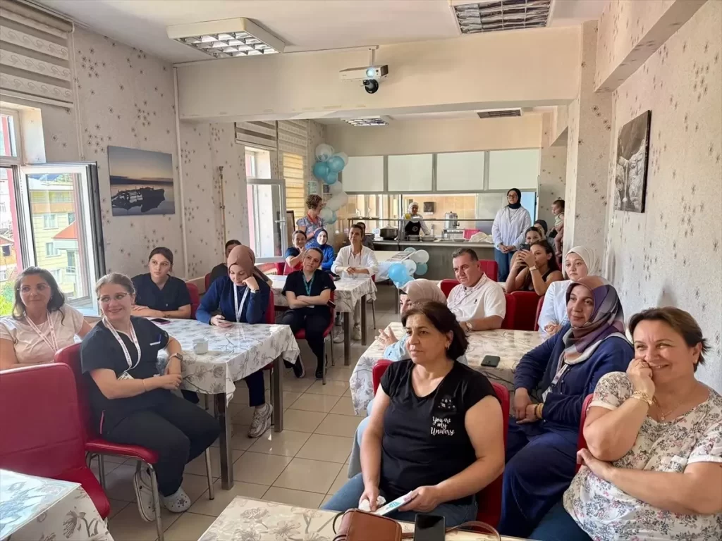 Alaçam'da Anne Adaylarına Emzirme Eğitimi Verildi