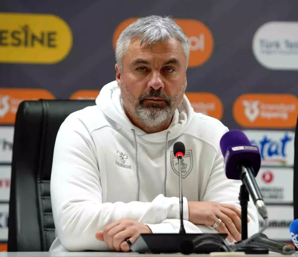 Samsunspor Teknik Direktörü Reis: 