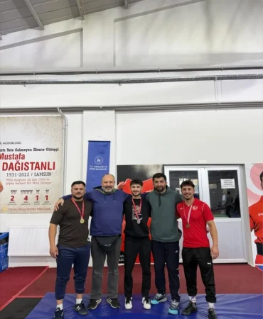 Güreş il seçmelerinde Asarcık ilçesinden 3 sporcu birinci oldu