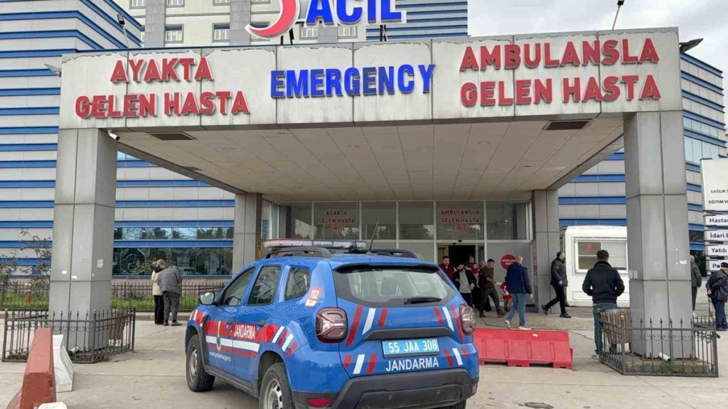 Komşuların gürültü kavgası kanlı bitti: 2 yaralı
