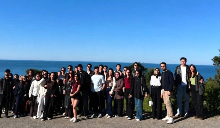 Samsunlu öğrencilerden Sinop çıkarması