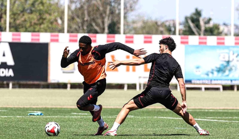 Samsunspor, ara vermeden Alanyaspor hazırlıklarına başladı