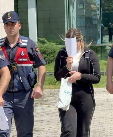 22 yaşındaki genç kız 47 bin adet uyuşturucu hapla yakalandı