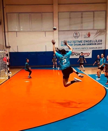 BUÜ Kadın hentbol takımı Türkiye şampiyonu oldu