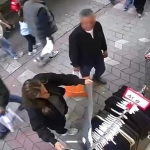 Giyim eşyası çalarken kameraya yakalanan karı koca gözaltına alındı