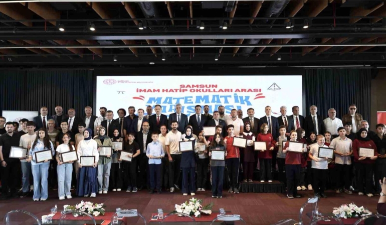 Matematikte dereceye giren imam hatipliler ödüllerini aldı