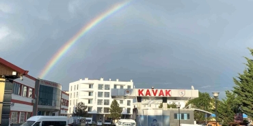 Yağmur sonrası gökkuşağı güzelliği