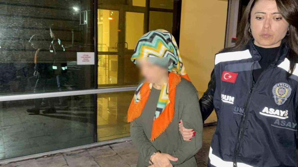 Çöpe atılan bebeğin sırrı çözülemedi: Tutuklu annenin yargılanması sürüyor