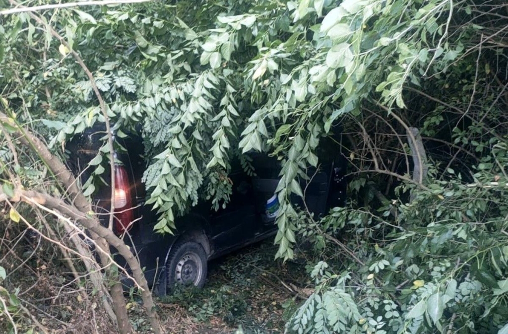 Direksiyon başında kalp krizi geçiren sürücü kaza yaptı, hastanede hayatını kaybetti
