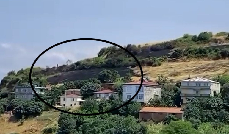 Örtü yangını büyümeden söndürüldü