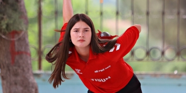 Üst üste ikinci kez birinci olan lise öğrencileri zirveyi bırakmak istemiyor