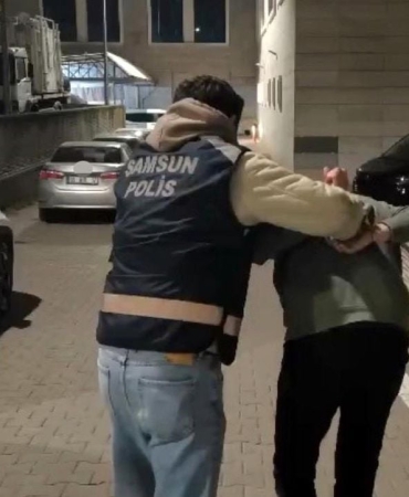 Uyuşturucu suçlarından hapis cezası olan iki hükümlü yakalandı