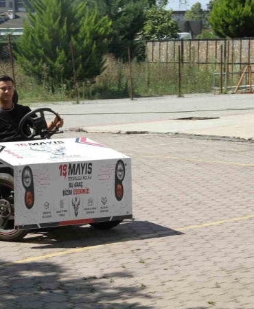 Çarşambalı Öğrencilerden Hurda Malzemelerle Elektrikli Araç