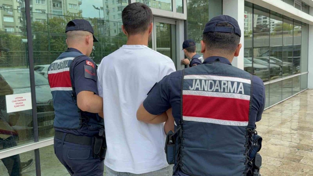 Eski pehlivan ve yakınlarına adli kontrol