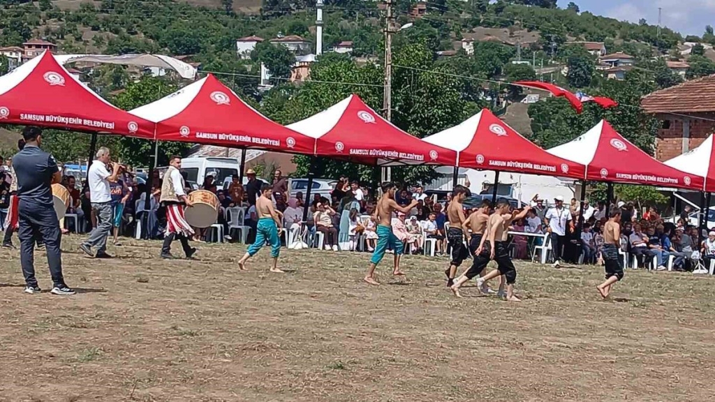 Kavak’ta geleneksel mahalle şenliğine yoğun ilgi