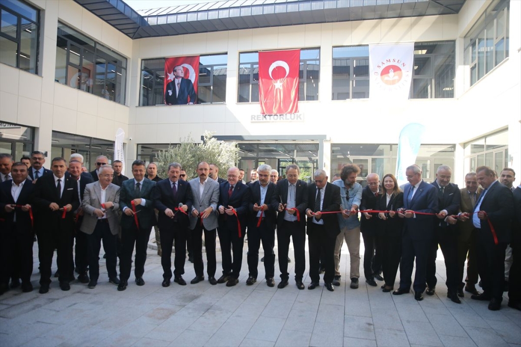 Samsun Üniversitesi yeni rektörlük binası hizmete girdi