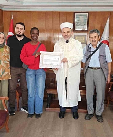 Samsun’a gelin olan Kenyalı ‘Kosgei’ Müslüman oldu, ’Sıla’ ismini aldı
