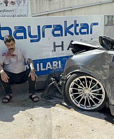 Samsun’da 2 otomobile çarpıp savrulan araç duvara çarptı: 3 yaralı