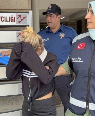 Samsun’da mağazalardan giysi çalan kadın tutuklandı