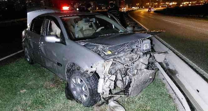 Cenazeden dönen aile kaza yaptı