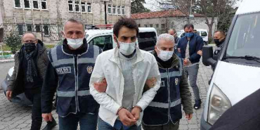 Onur Anıtı'na saldırıda bulunan 2 kişi adliyeye sevk edildi