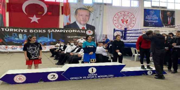 Samsun'dan 2 sporcu Türkiye Gençler Boks Şampiyonası'nda dereceye girdi