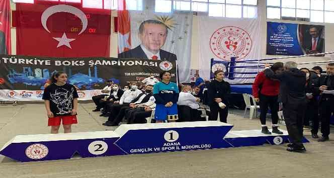Samsun'dan 2 sporcu Türkiye Gençler Boks Şampiyonası'nda dereceye girdi