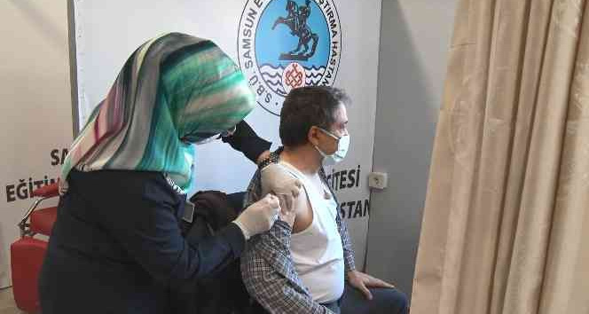 Yerli aşı Turcovac'a Samsun'da yoğun ilgi: Tüm randevular doldu