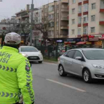 1213 aranan şahıs yakalandı, 26 bin 334 araca ceza yazıldı