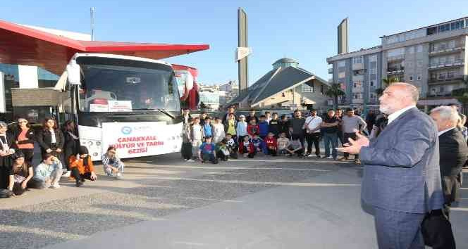 Başkan Sandıkçı öğrencileri Çanakkale'ye uğurladı
