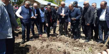Kuru fasulye tohumları 1080 rakımda toprakla buluştu