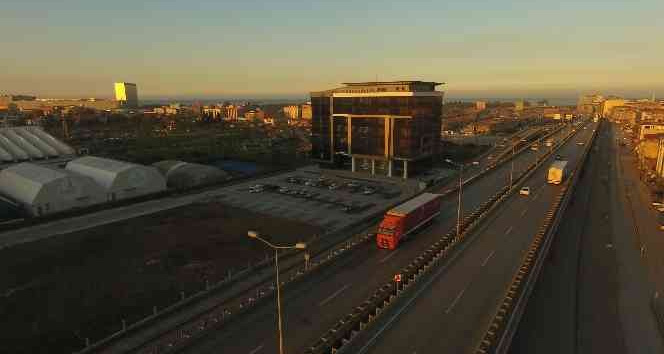 Samsun'da oda/borsa hizmet binası açılışında yerli otomobil ‘TOGG' sürprizi