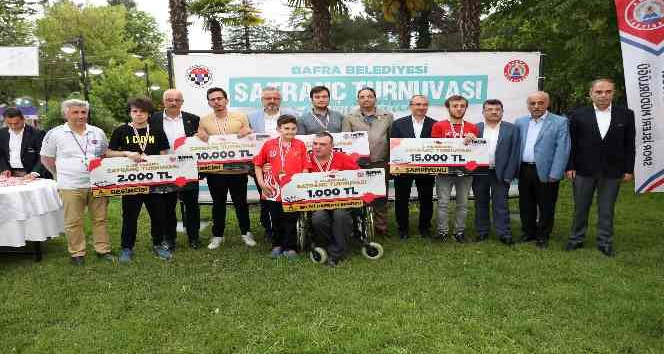 Bafra'da satranç turnuvasında ödüller sahiplerini buldu